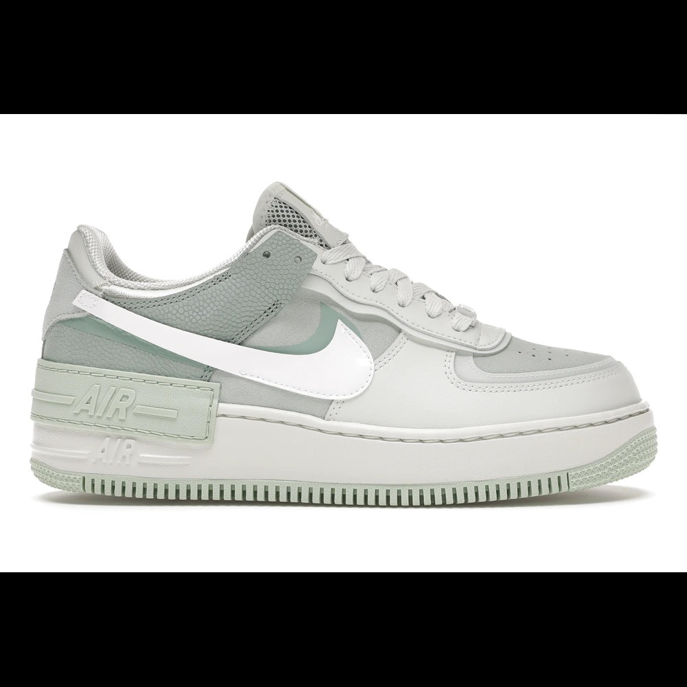 I S O Nike Air Force shadow in pistachio frost